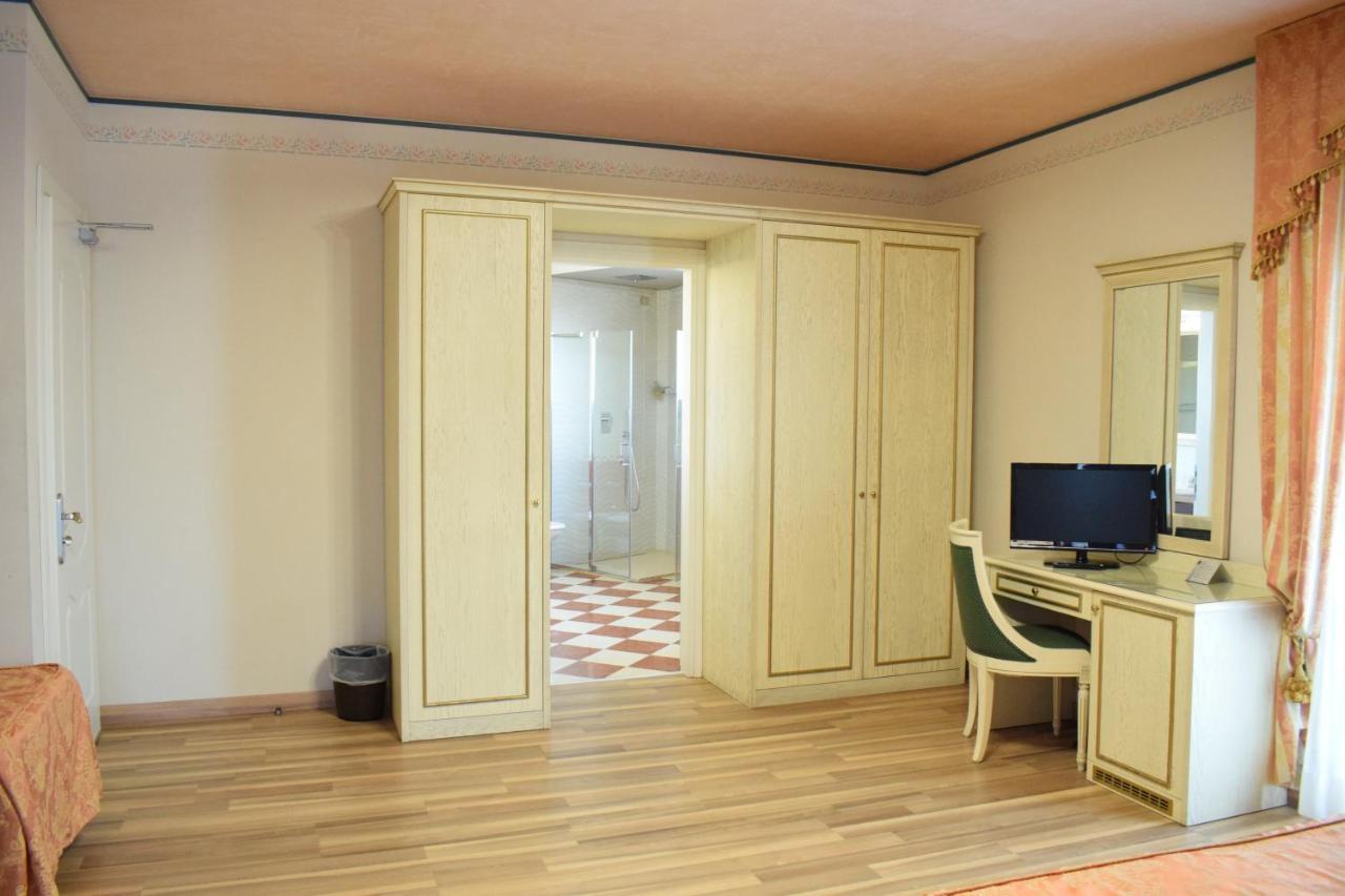 Hotel Carlton Τζεσόλο Λίντο Εξωτερικό φωτογραφία