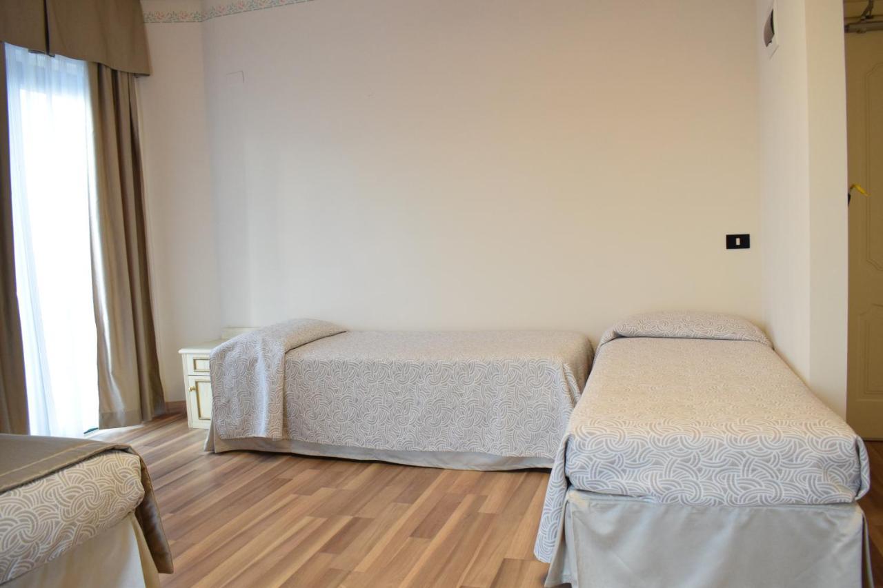 Hotel Carlton Τζεσόλο Λίντο Εξωτερικό φωτογραφία