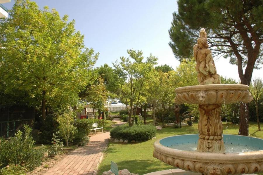 Hotel Carlton Τζεσόλο Λίντο Εξωτερικό φωτογραφία